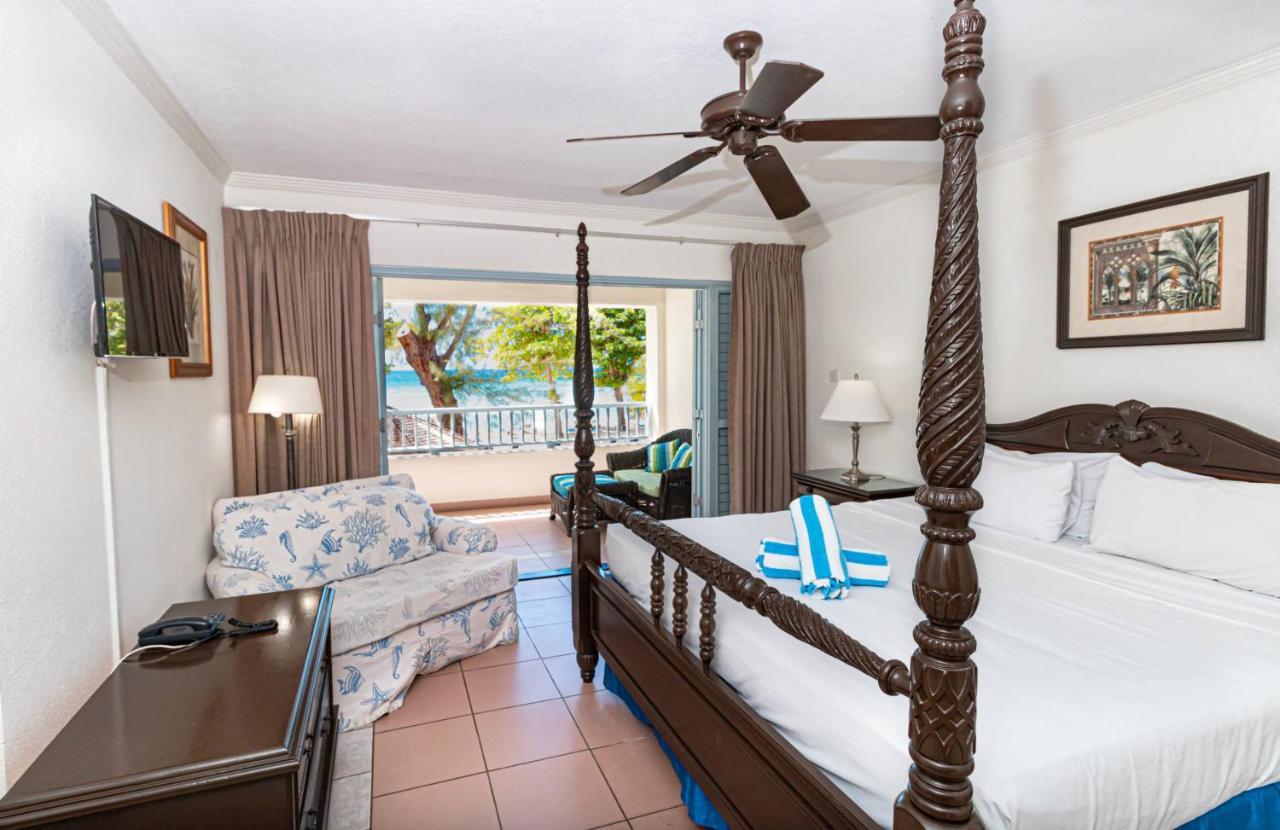 Savannah Beach Club Hotel Bridgetown Exterior foto